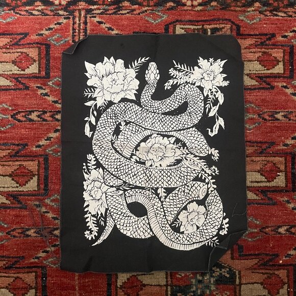 Accessories - Backpatch canvas with snake and flowers